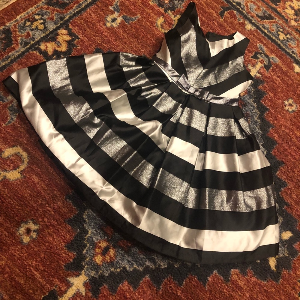 Little girls party dress